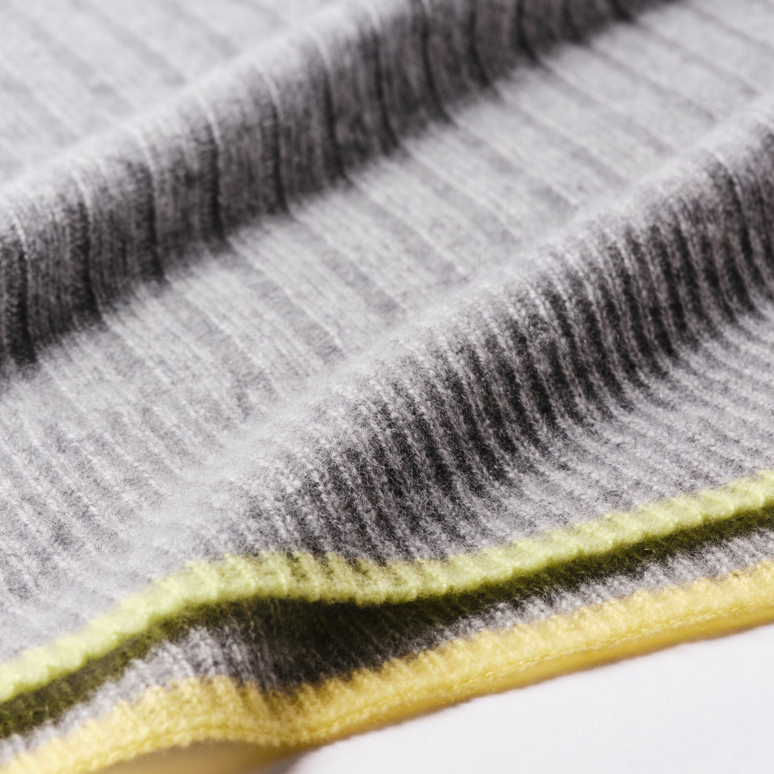 Cashmere Stole “Helsinki” - Light Gray × Yellow × Lime