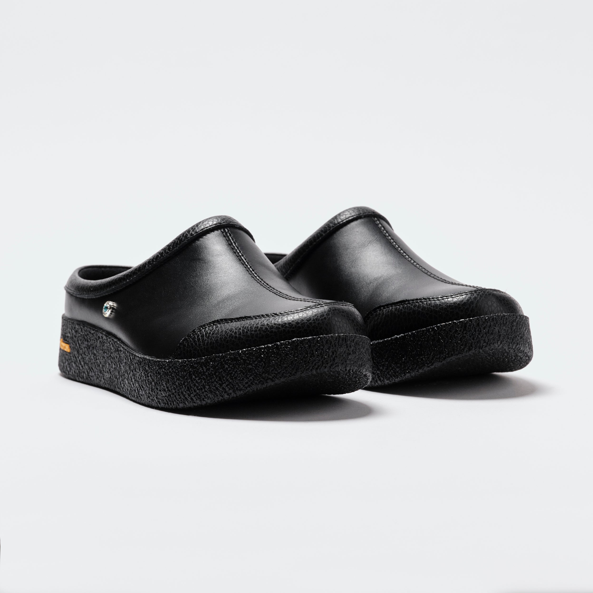 Airport Slippers “London” - Black
