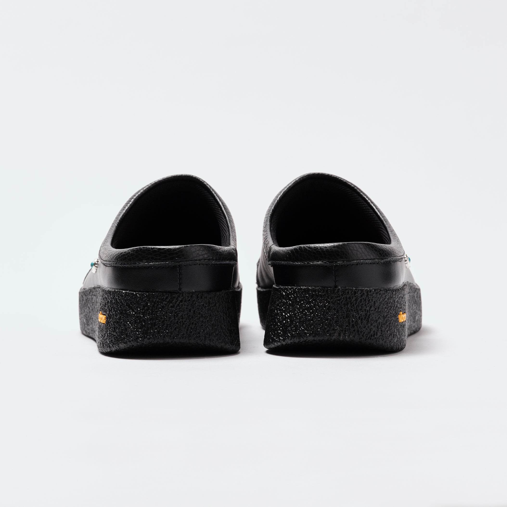 Airport Slippers “London” - Black