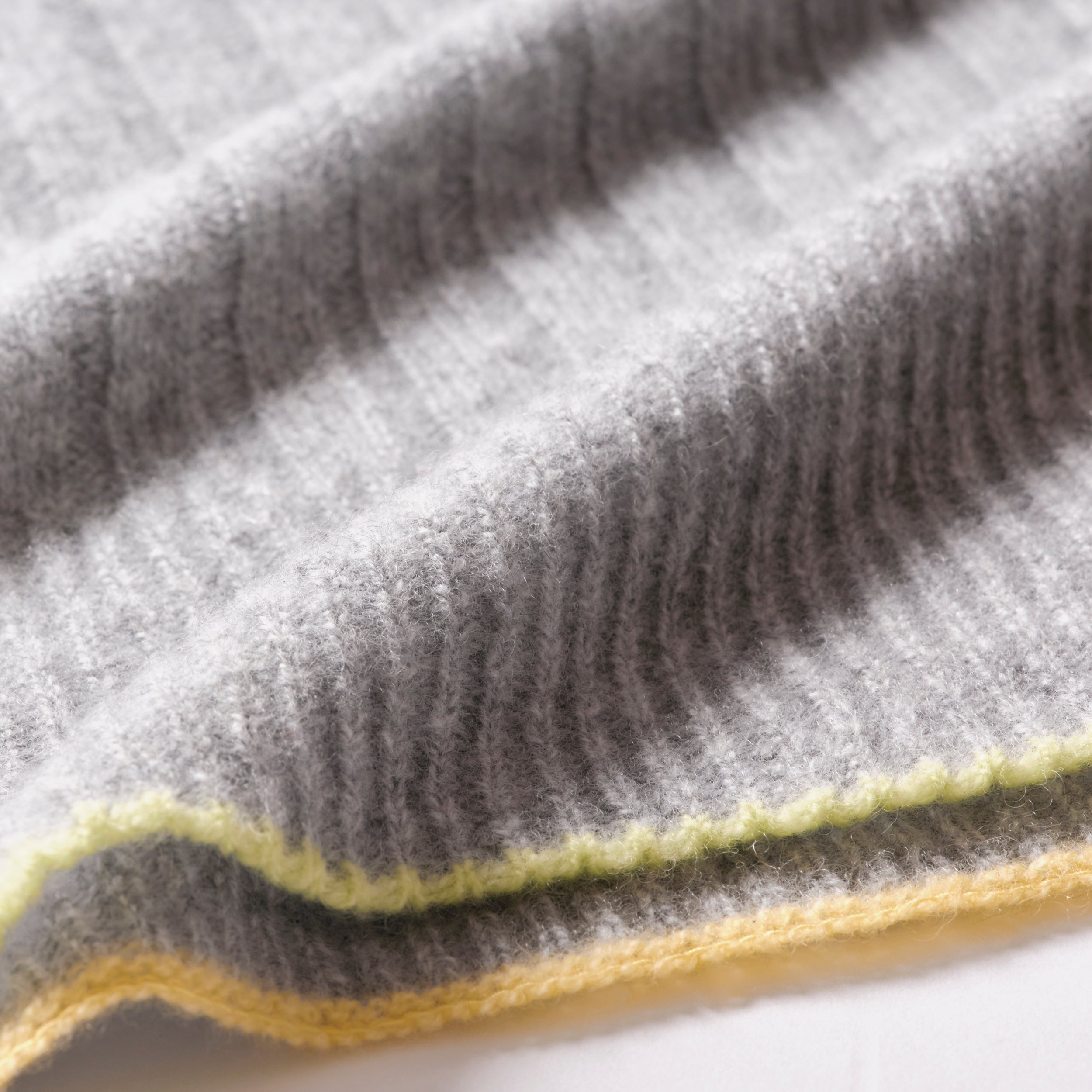 Cashmere Stole “Helsinki” - Light Gray × Yellow × Lime