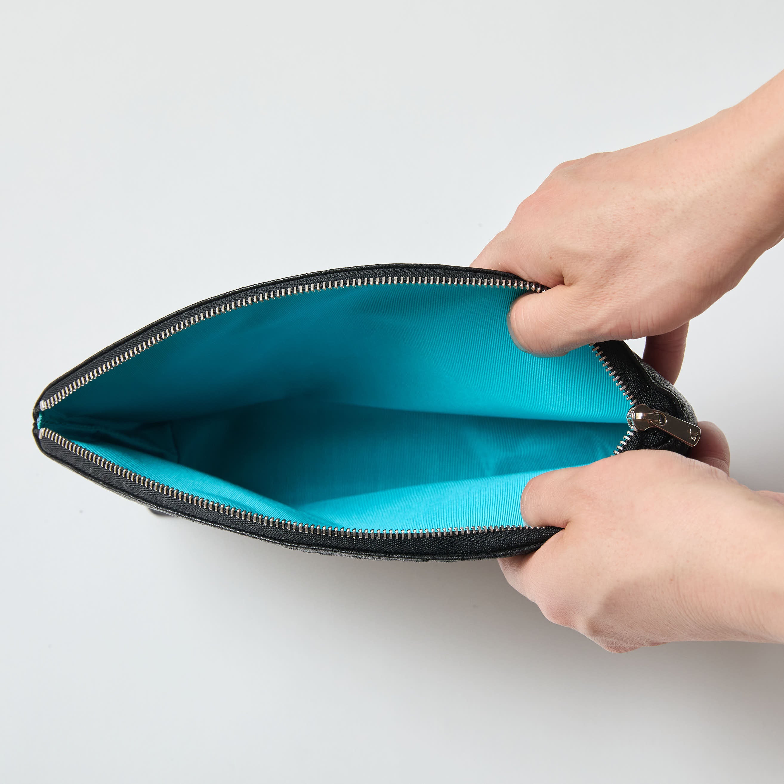 Edinburgh - Leather pouch "M"