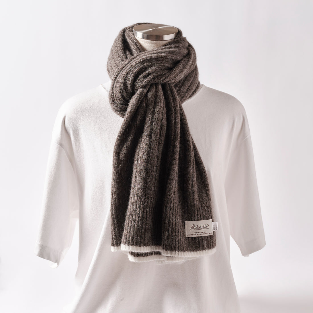 Cashmere Stole  “Helsinki” - Dark Brown × White