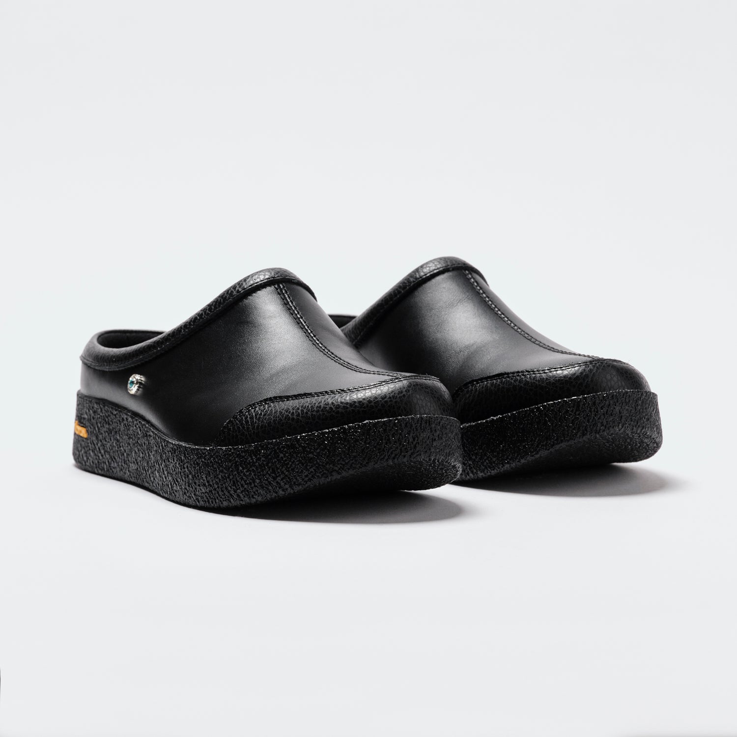 Airport Slippers “London” - Black