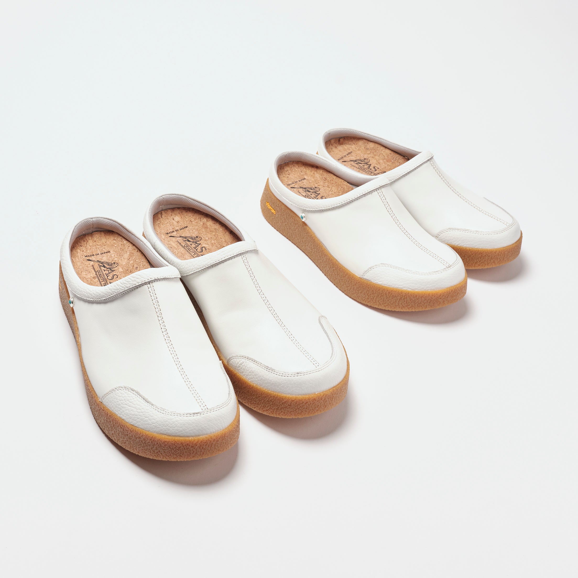 Airport Slippers “London” - White