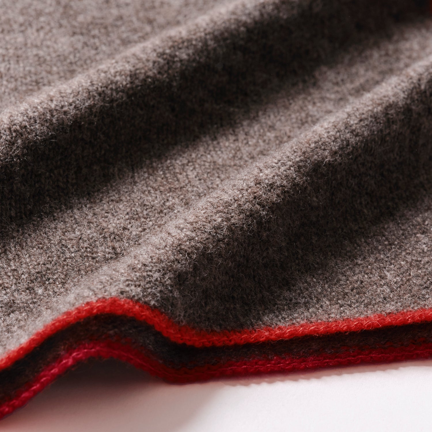 Cashmere Scarf  “Berlin” - Dark Brown × Red