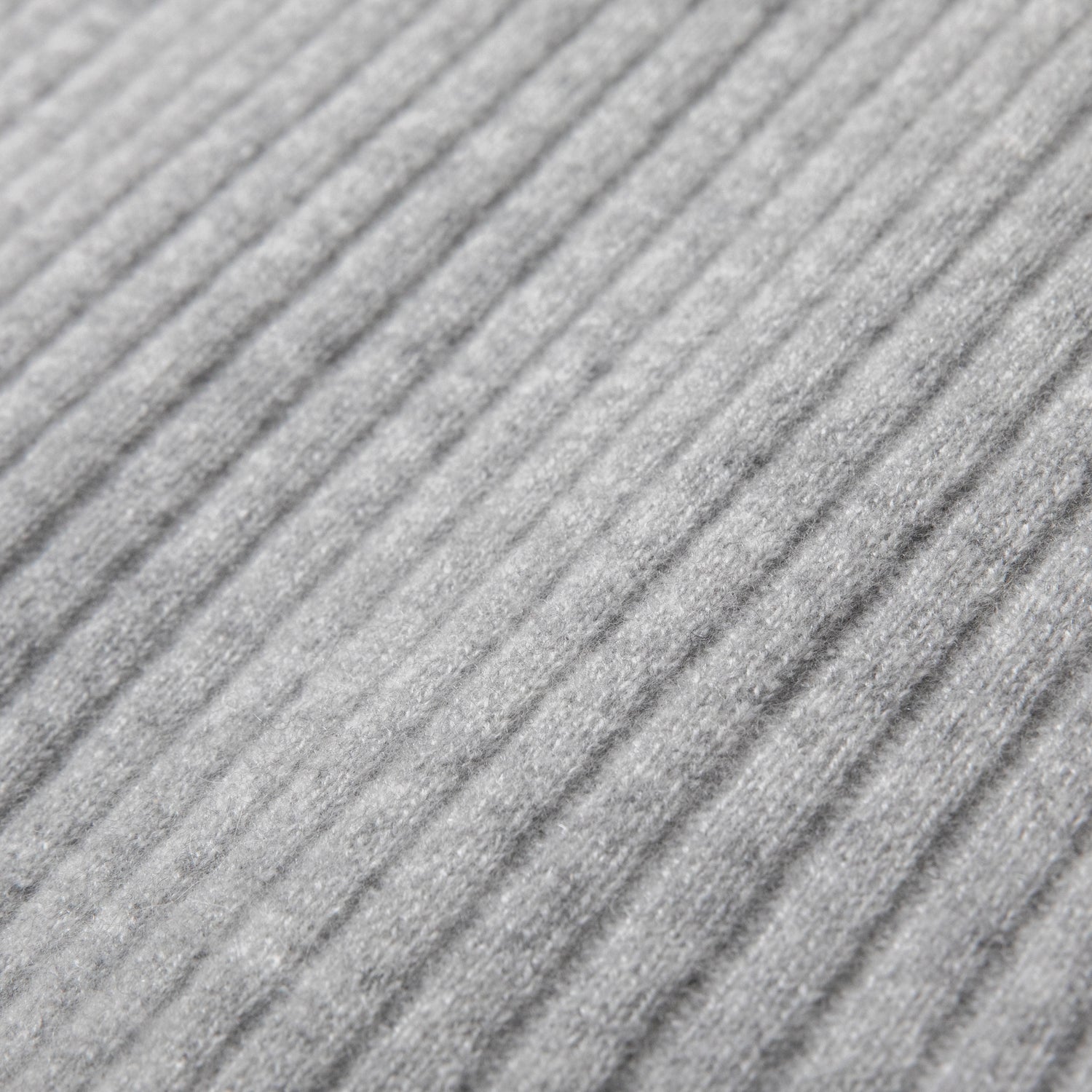 Cashmere Stole  “Helsinki” - Light Gray